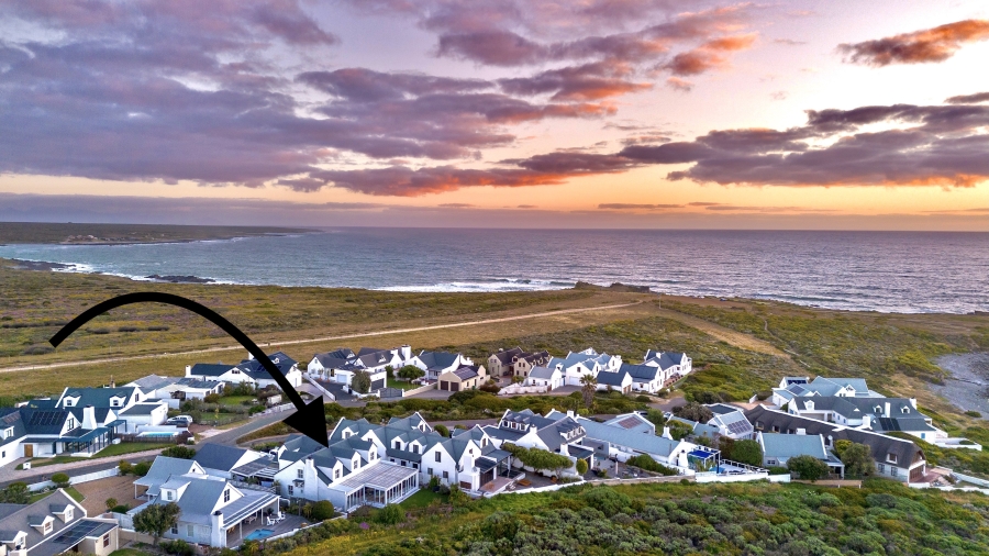 5 Bedroom Property for Sale in Grotto Bay Western Cape